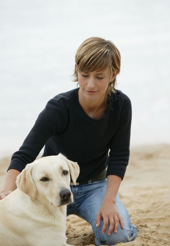 DZW 05 vrouw met hond.jpg